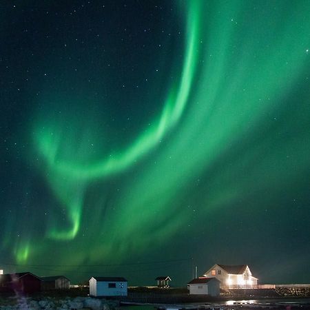 Kvalnesbrygga Hotel Kvalnes  ภายนอก รูปภาพ
